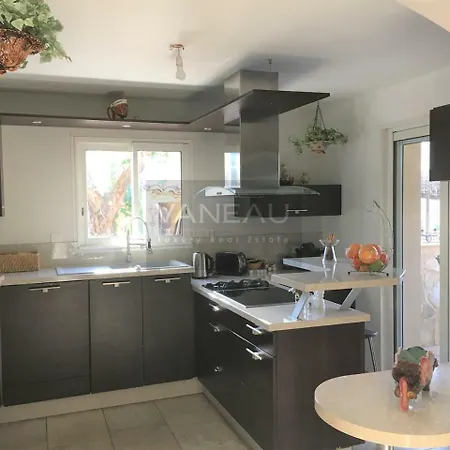 Ferienhaus With Pool *